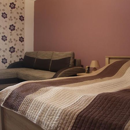 Verona Apartman แซแก็ด ภายนอก รูปภาพ
